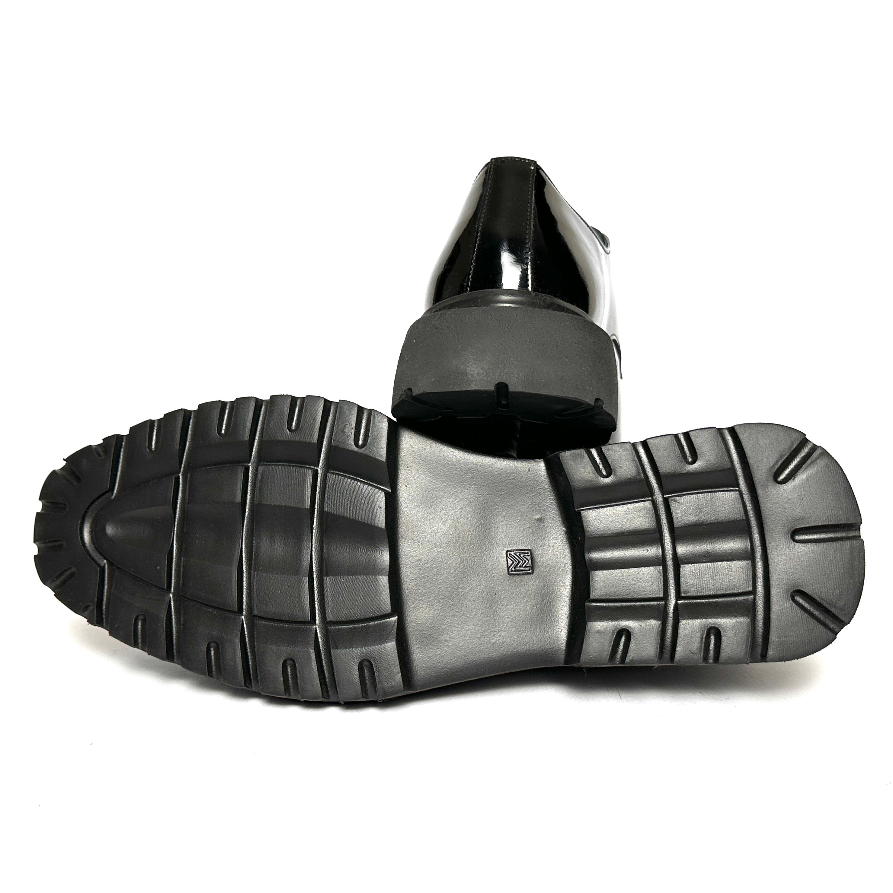 Onyx Derbies